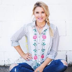 Meet your Posher, Jennifer